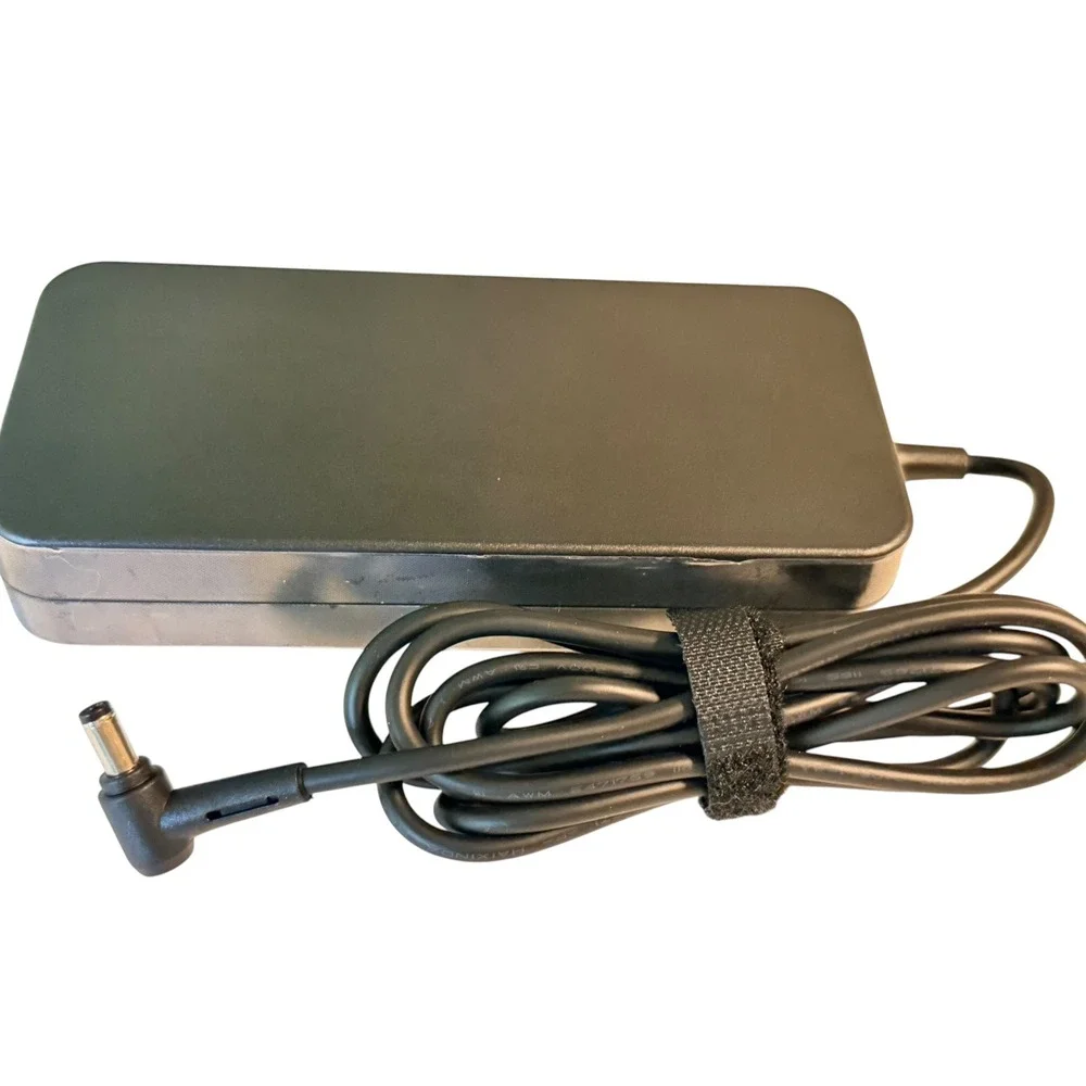 Unbranded AC Adapter SK90195923 Unisex OS Black Excellent 180W 19.5V 9.23A Charg